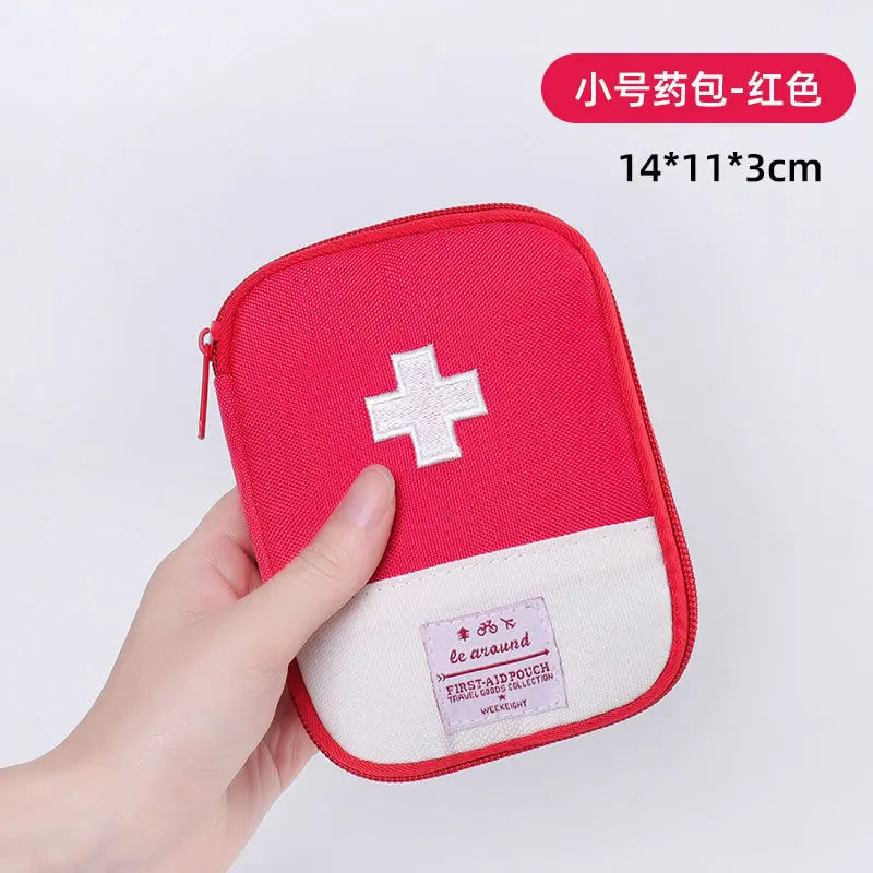 Portable Medium Bag First Aid Pouch – Essential Survival Kit for Emergencies - Image 12