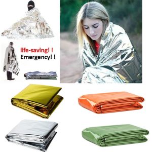 Folding Emergency Blanket – Essential Outdoor Survival Gear